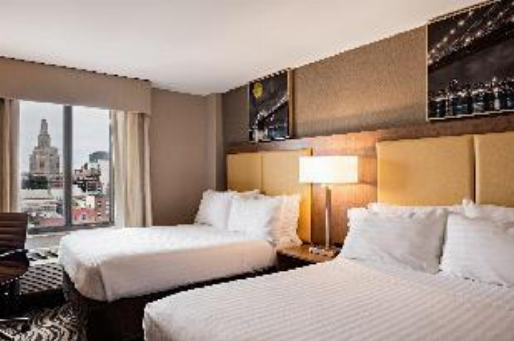 Holiday Inn Express Brooklyn Image 10