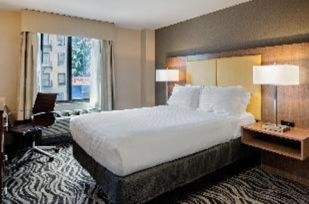Holiday Inn Express Brooklyn Image 11
