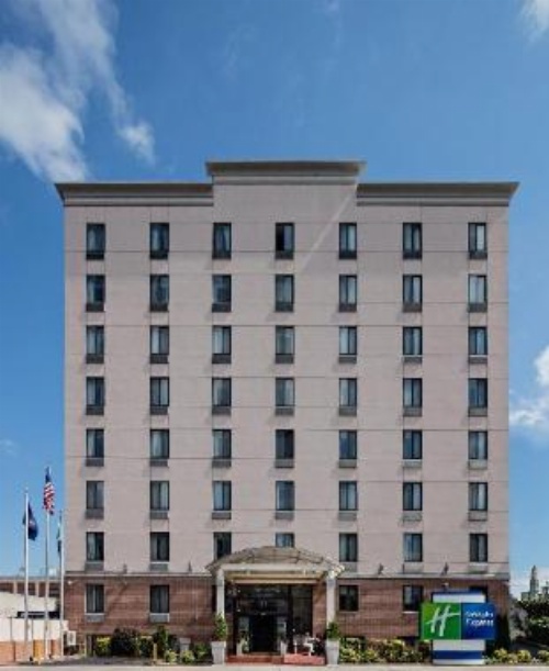 Holiday Inn Express Brooklyn image 18