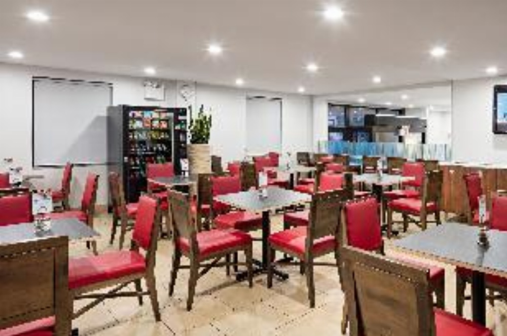 Holiday Inn Express Brooklyn Image 7