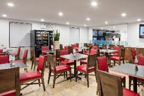Holiday Inn Express Brooklyn image 7